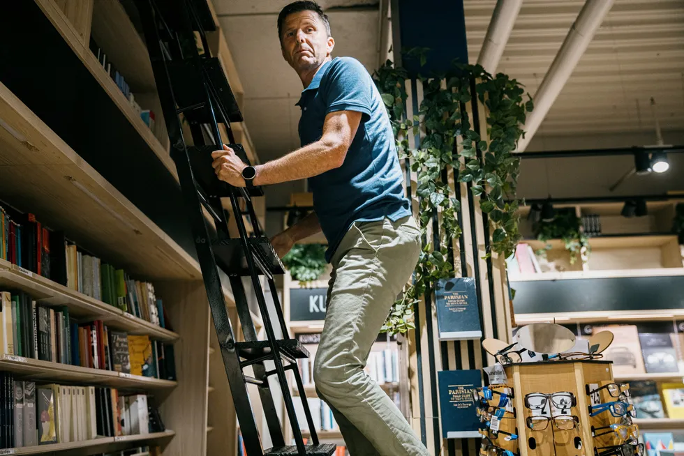 John Thomasgaard hos Norli sier kjeden forbereder seg på at boksalget over disk vil fortette å synke med noen prosent hvert år fremover.