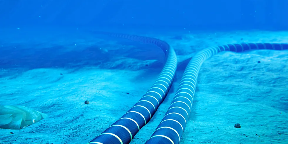 Energiloven bli endret slik at kun Statnett skal kunne bygge utenlandskabler. Men såkalte hybdridkabler, altså forbindelser til havvind-parker, er fortsatt et åpent spørsmål.
