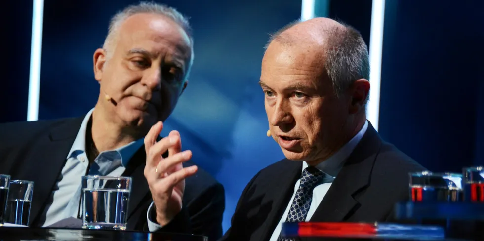 Christian Rynning-Tønnesen, Statkraft (til høyre) og Demetrios Papathanasiou, energidirektør i Verdensbanken, var deltagere på Oslo Energy Forum onsdag.