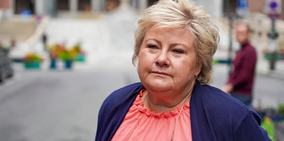 Høyre-leder Erna Solberg er med Frp, Rødt og SV på å hasteinnkalle Stortinget i forbindelse med strømkrisen.