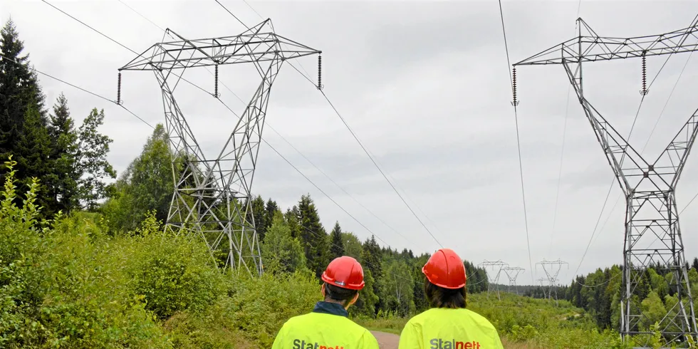 Ifølge tall fra Statnett ble det satt mange "kraftrekorder" i 2021 i tillegg til mange kraftprisrekorder.