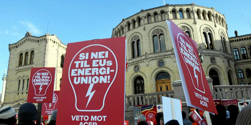 Nei til EU ble avvist i Borgating lagmannsrett, men vil nå vurdere om de skal anke Acer-saken til Høyesterett.