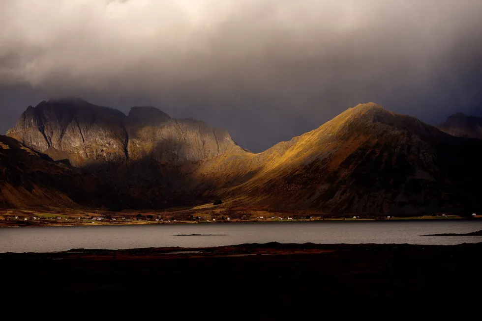 Lofoten. Den globale naturmangfoldkonferansen (COP15) er nå to år på overtid. Det haster å gi miljøet like sterke vernemekanismer som klimasaken har, ifølge forskere ved FNI.