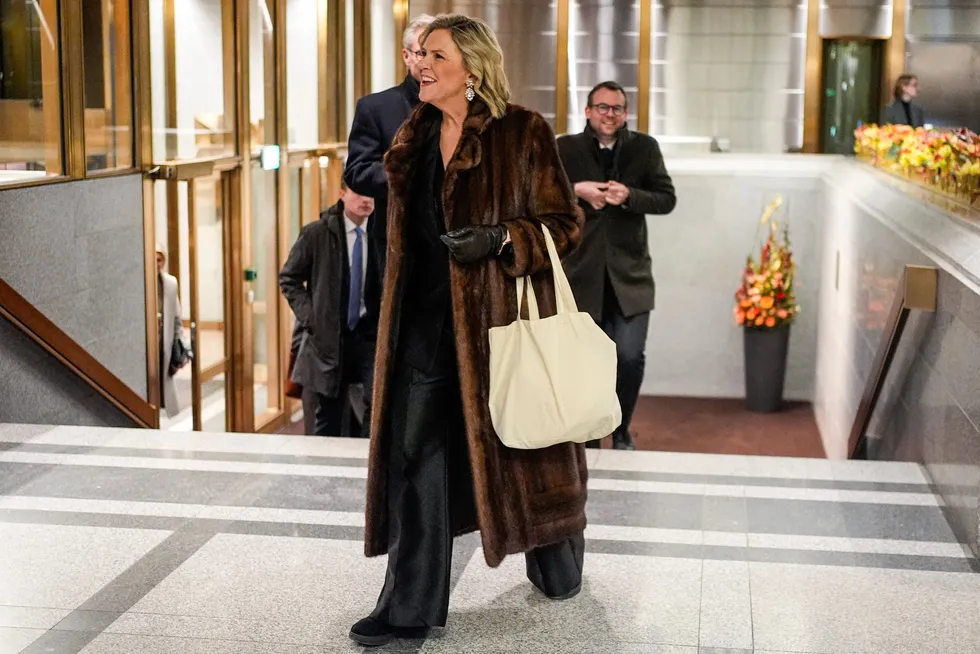 Sylvi Listhaug er blant dem som sitter med Ida Wolden Bache på middagen etter årstalen.