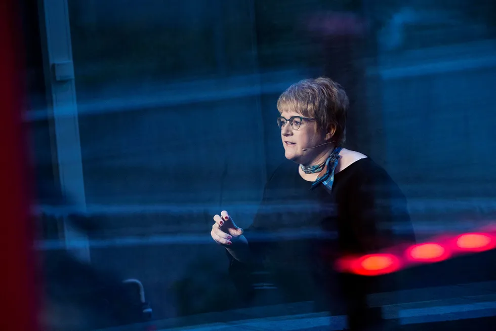 Venstre-leder Trine Skei Grande har beklaget offentlig etter at hun baksnakket partikollega Abid Raja.