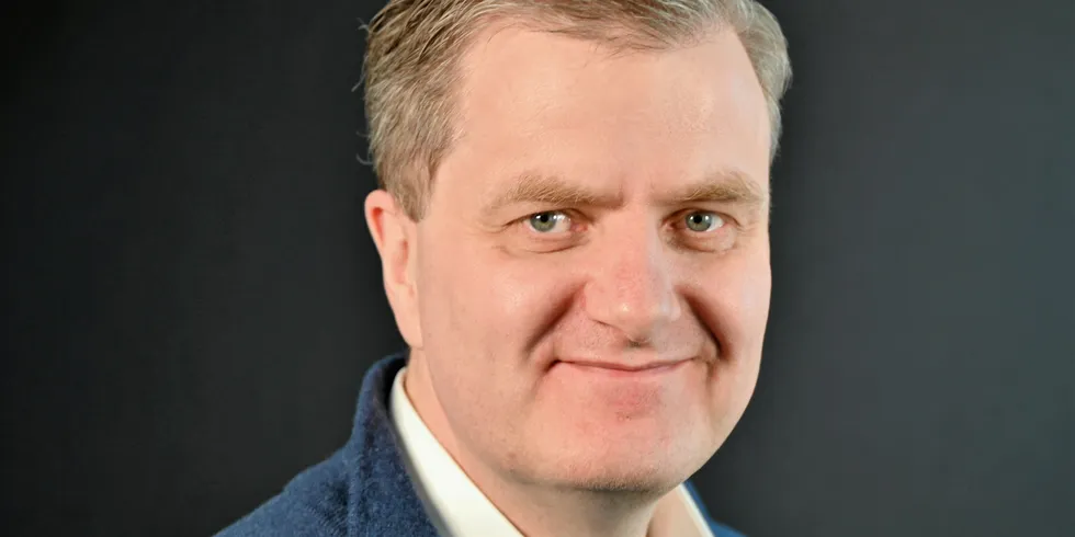 Slik systemet er nå, får kundene først vite hva fastleddet blir når strømregningen kommer. Det er få kunder har mulighet til å se hvor stort øyeblikksforbruk de har. Her Elvia-sjef Trond Skjellerud.