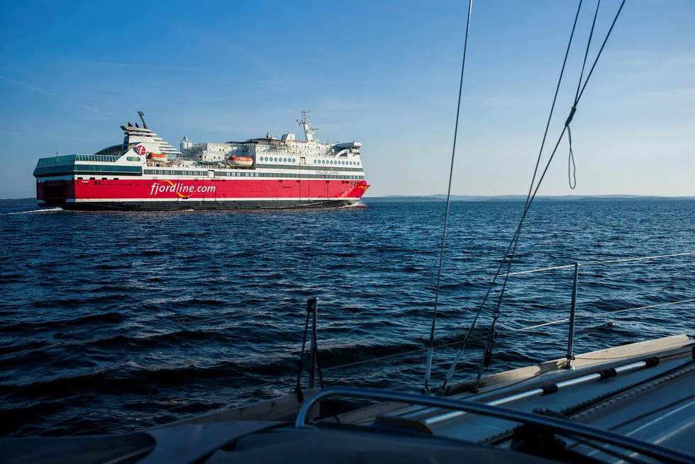 Fjord Line er Norges nest største fergerederi på rutene mellom Norge, Sverige og Danmark. Til høsten kan det bli solgt, ifølge en fersk rapport.