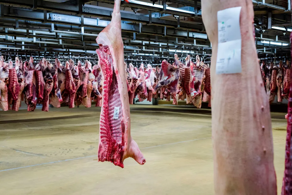 Forbrukere ønsker å vite mer om hvor maten deres kommer fra og klimaavtrykket av varene de kjøper. Den informasjonen er ofte vanskelig å finne, skriver artikkelforfatteren.