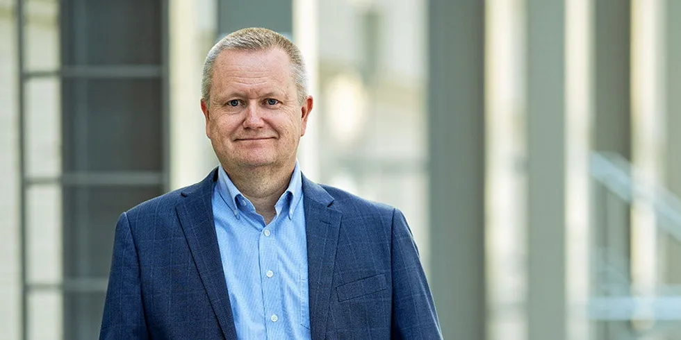 – Vi leverer et solid resultat for 2021, som skyldes høye kraftpriser og verdiendring på aksjer i solkraft, sier konsernsjef Eskil Lunde Jensen i Akershus Energi.