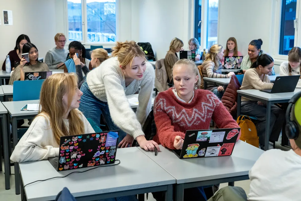 En virkelig digitalisert opplæring ville løst utfordringer med tilpasset undervisning uten behov for flere lærere, skriver artikkelforfatteren. Illustrasjonsfoto.