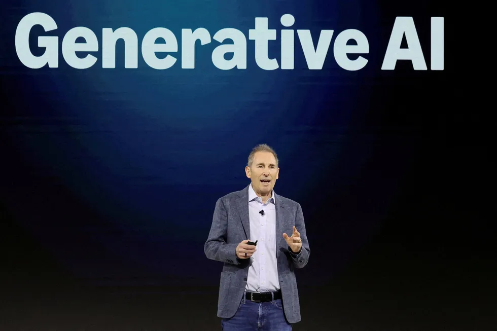 Generativ kunstig intelligens står høyt på agendaen for Amazon og toppsjef Andy Jassy om dagen.