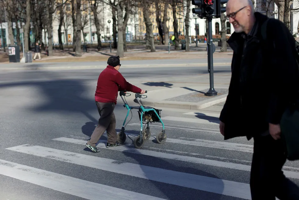 Arbeidsgiversiden er svært kreative i å finne måter å kvitte seg med de eldste på, skriver artikkelforfatteren. Foto: Javad Parsa