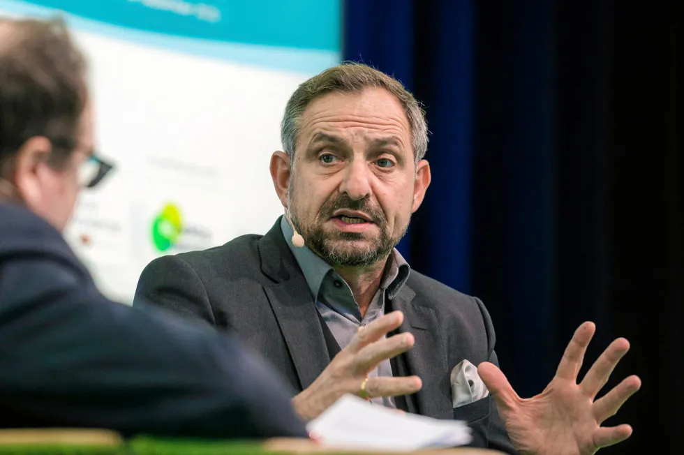 Hydrogen Europe CEO Jorgo Chatzimarkakis talking to Recharge hydrogen editor (and Hydrogen Insight editor) Leigh Collins at the Recharge Hydrogen Summit in Hamburg on September 29.