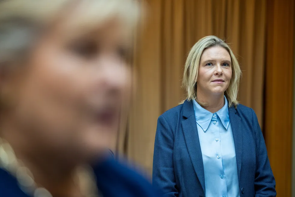 Høyre takket nei til pengene fra «Aksjon for borgerlig valgseier». Slike kvaler har de ikke i Frp, skriver Per Vidar Kjølmoen (Ap). Frp-leder Sylvi Listhaug.