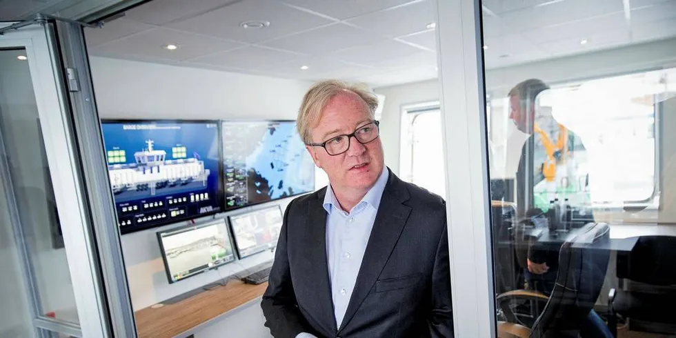 INNRØMMER: Trond Williksen i Salmar innrømmer at selskapet og den arresterte kvinnen driver et selskap sammen i Asia. Foto: Ole Morten Melgård
