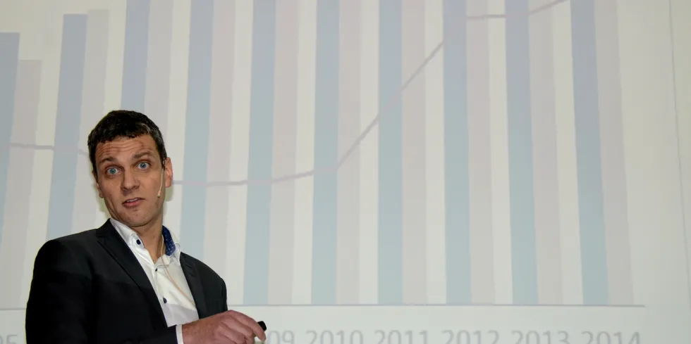 Marius Holm Rennesund i Thema Consulting forklarer hvor mye økt CO2-pris påvirker kraftprisen i Norden.