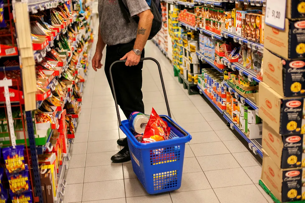 Et forslag om lov om god handelsskikk skal legges frem snarest mulig. Foto: Javad Parsa