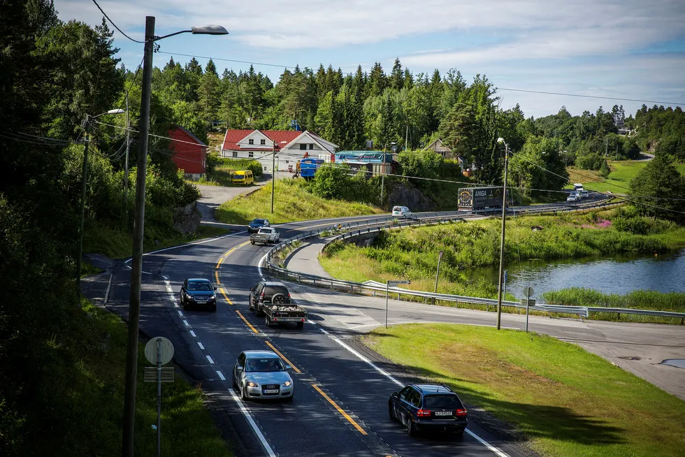 Her fra E18 mellom Arendal og Tvedestrand. Foto: Sondre Steen Holvik