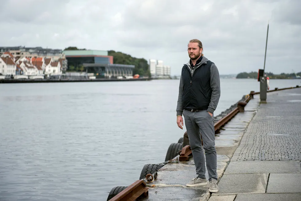 De siste årene har vært økonomisk tunge for Petter Smedvig Hagland. Nå kjemper han for å få på plass en refinansiering.