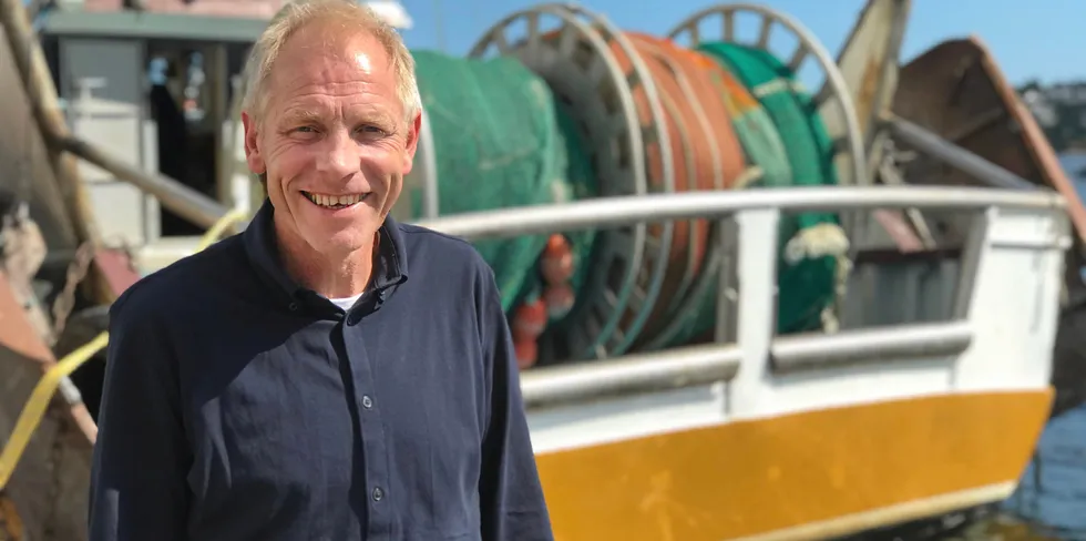 Styreleder Lennart Danielsen i Fiskerlaget Sør er fornøyd med at det nå blir pilotprosjekt som går på veiing av fisk om bord.