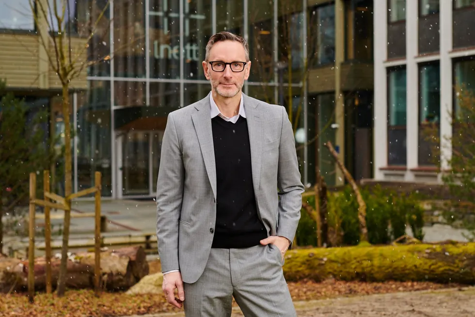 – Ting tar tid. Både hos myndigheter, kommuner og andre premissgivere. Det preger også hvordan vi i nettselskapene tenker om hastighet og tempo. Der har vi noe å lære. Når noen snakker om uker, lurer jeg av og til på hvorfor vi ikke kan gjøre det i morgen, sier Lnett-sjef Trond Winther.