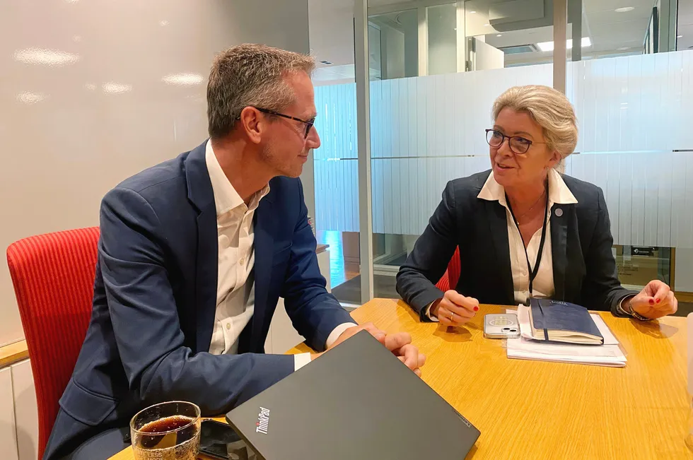 Kristian Jensen, leder av Green Power Denmark, har mye som Fornybar Norge-leder Åslaug Haga, kunne ønske seg.