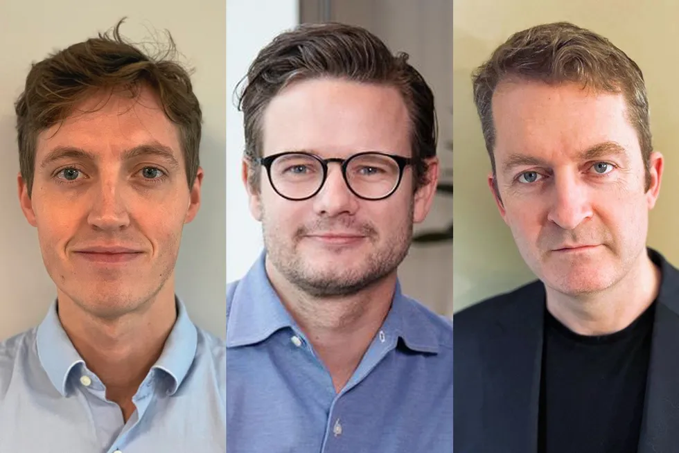 Både Eidsiva Hafslund Vind, Vindr og Zephyr vil bygge vindkraftverk i Aremark kommune i Østfold. Fra venstre: Jonas Bangsund, Stian Karlsen og Eivind Fjellstad.