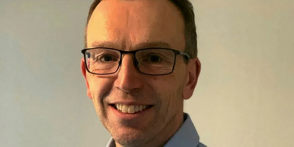 Vegard Pettersen startet 1. april opp som næringspolitisk rådgiver i Energi Norge.