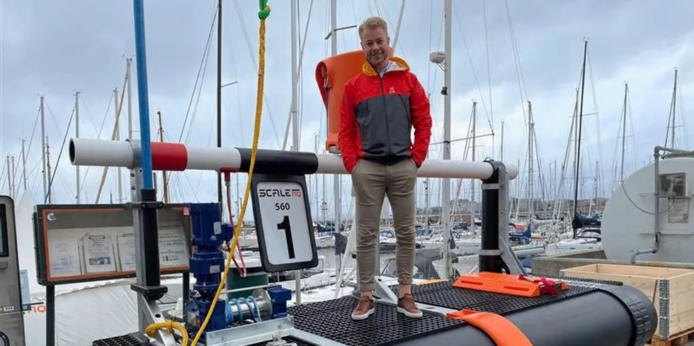 Håvard Bakken, driftsleder i NRS, er en av mange som har tatt turen til den store teknologimessen i Trondheim.