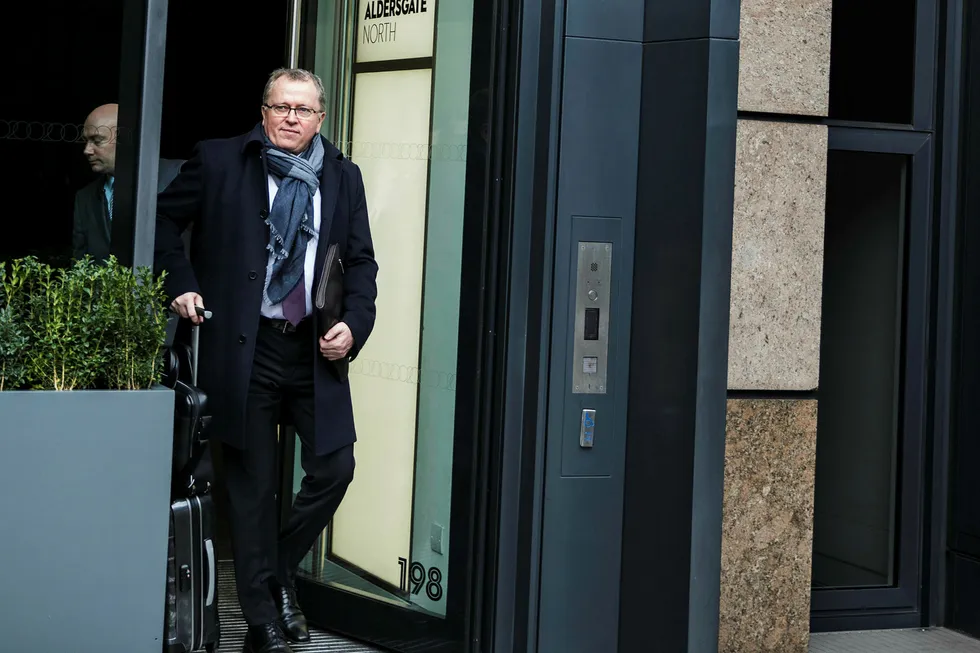 Statoil-sjef Eldar Sætre har de siste dagene gjennomgått det reneste «Trump University» i Washington, i et forsøk på å forstå den nye presidentens politikk. Her fra kapitalmarkedsdagen i London nylig. Foto: Per Thrana