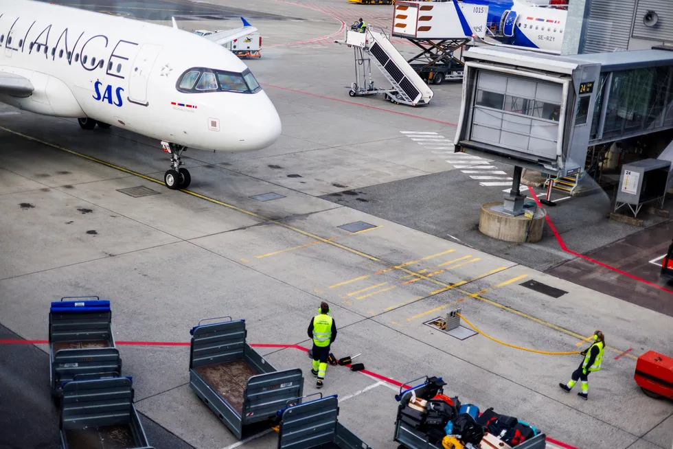 SAS kom helskinnet gjennom to års konkursprosess sist sommer, og nye eiere tok over. Balansen er derimot ikke friskmeldt, mener Finn Kinserdal på NHH.