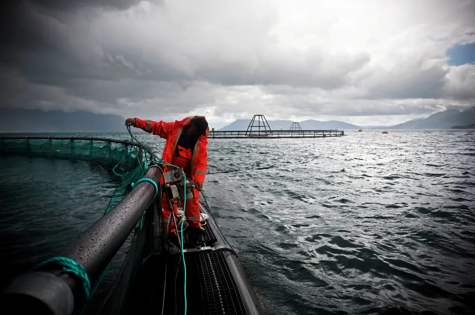 Illustrasjonsfoto: Fiskeoppdrett i vest.