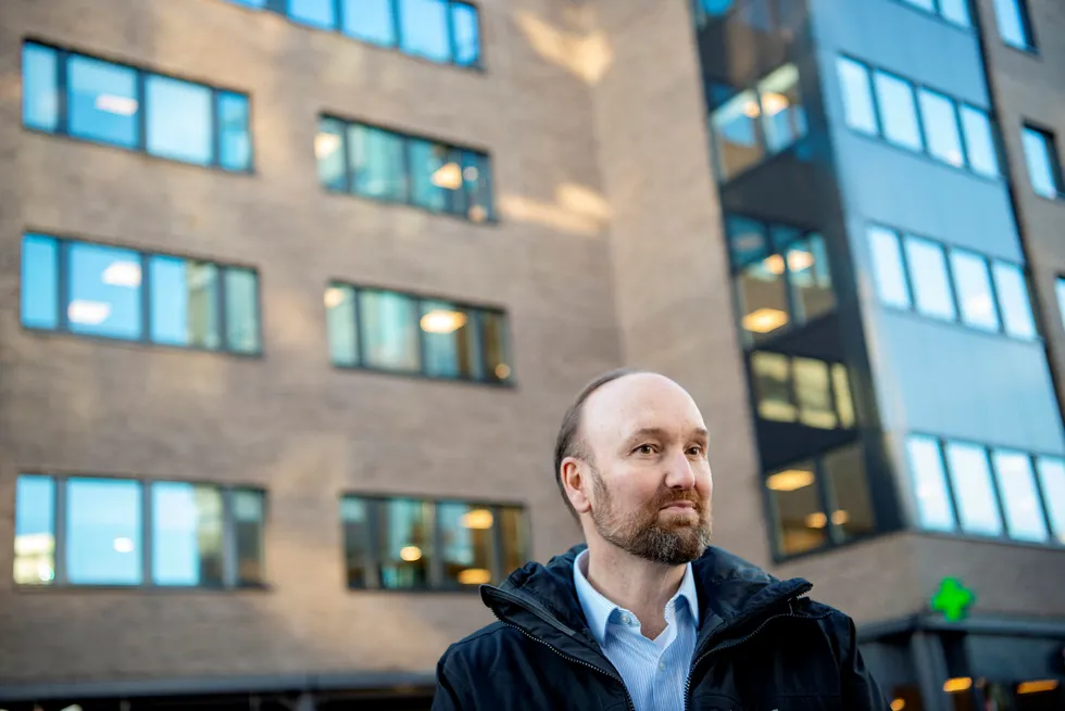 Thomas Svensrud (51) har vært boliglånskunde i samme bank hele livet, men likevel er han flink til å prute.