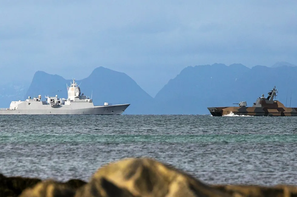 KNM Amundsen blir nå en del av den britiske flåten de neste åtte månedene.