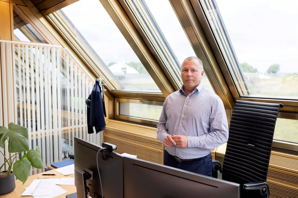 Oljefondets leder Nicolai Tangen har fått en krevende arbeidskonflikt i organisasjonen til behandling domstolsapparatet.