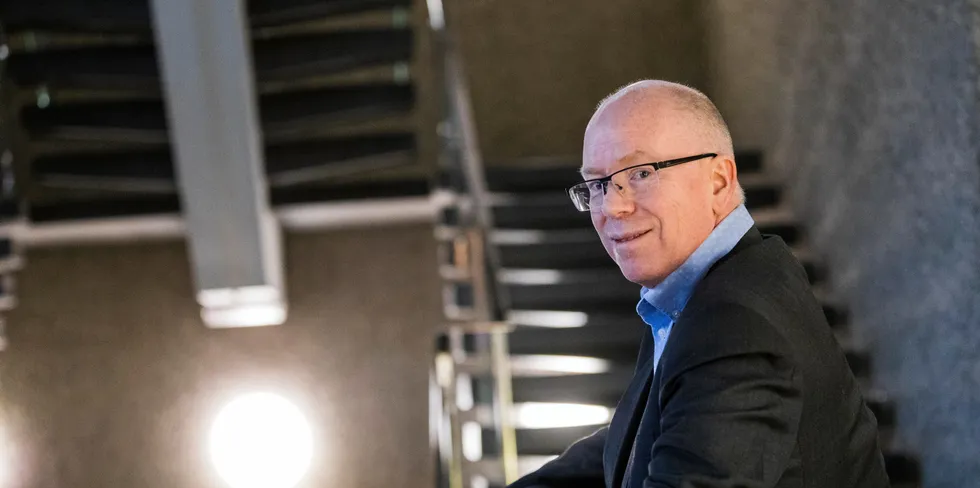 Tore Langset, direktør i RME, mener at Statnett og andre nettselskap kun i helt spesielle tilfeller skal kunne justere ned kapasiteten til strømkundene.
