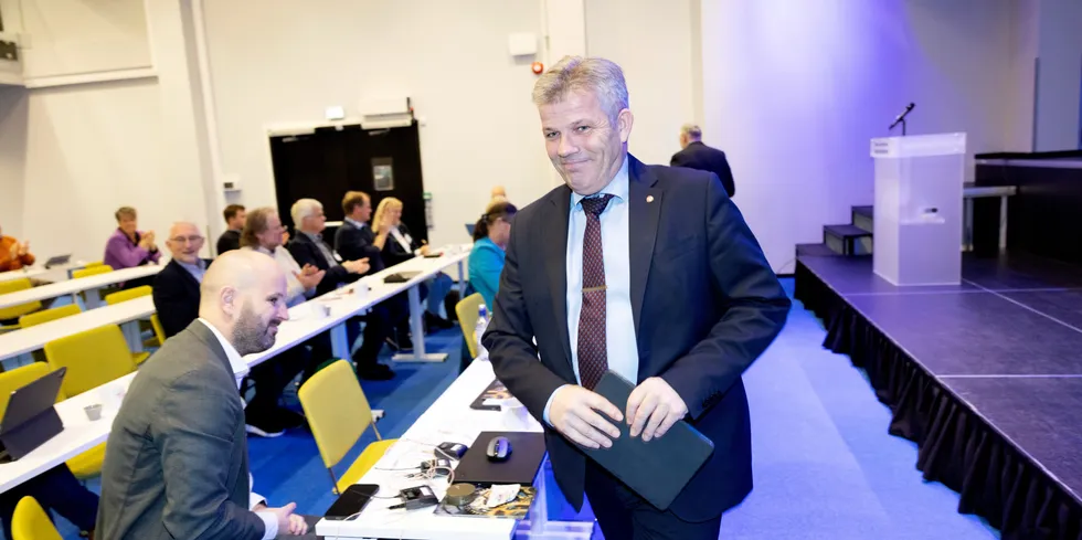 Fiskeri- og havminister Bjørnar Skjæran er også nestleder i Arbeiderpartiet. Han sier nå, for første gang, at han ønsker en ny periode i partiledelsen.