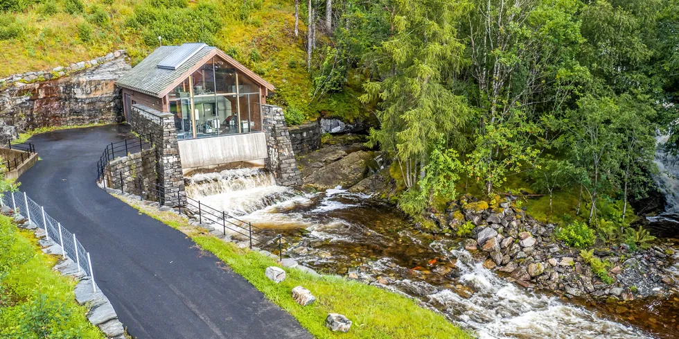 Med oppkjøp av Fjord Energi, dekker Kraftanmelding hele behovet innen drift og forvaltning av små kraftverk.