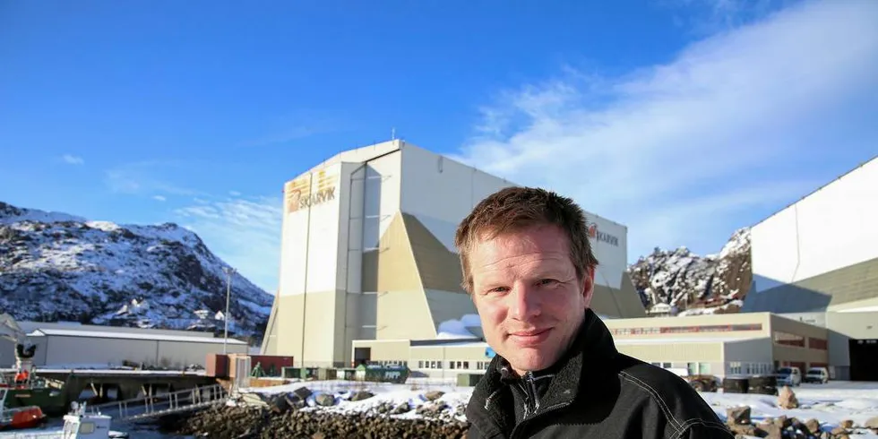 SATSER: Slipp og tørrdokk skal, hvis alt går etter planen, suppleres med et heveverk. Skarvik-eier Marius Løken sier det vil gi dem et moderne anlegg som er optimalisert for dagens og fremtidens fartøy.Foto: Silje Helene Nilsen