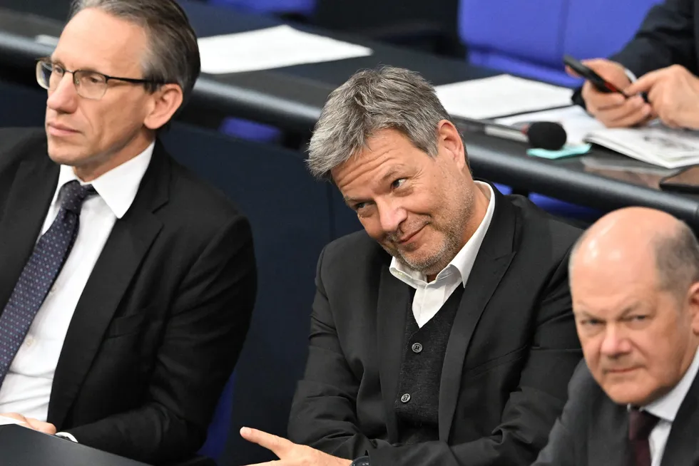 German Minister of Economics and Climate Protection Robert Habeck (middle).