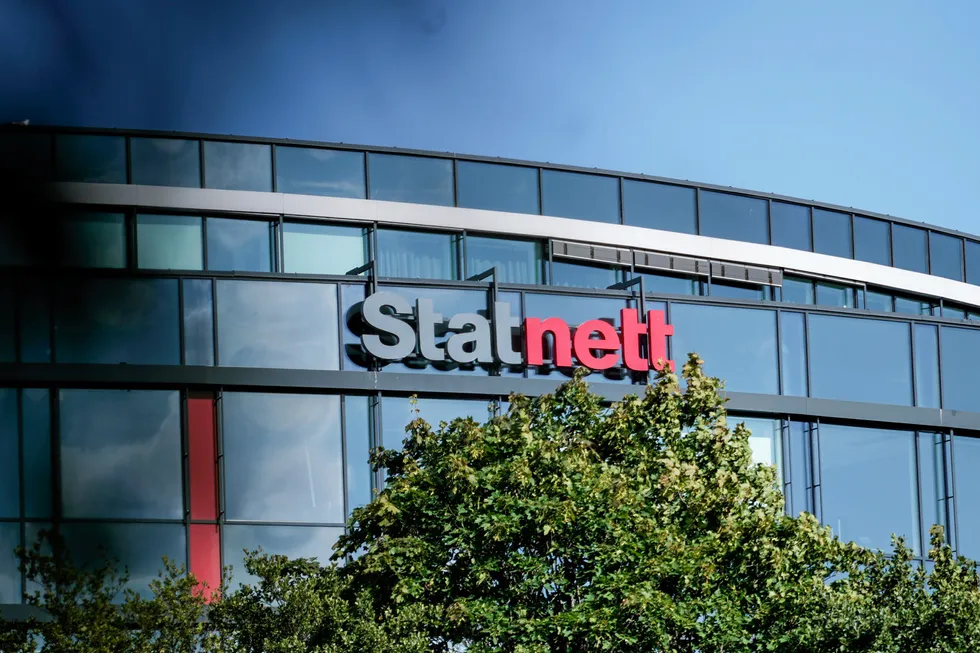 De to eldste strømkablene mellom Norge og Danmark nærmer seg slutten av sin levetid.