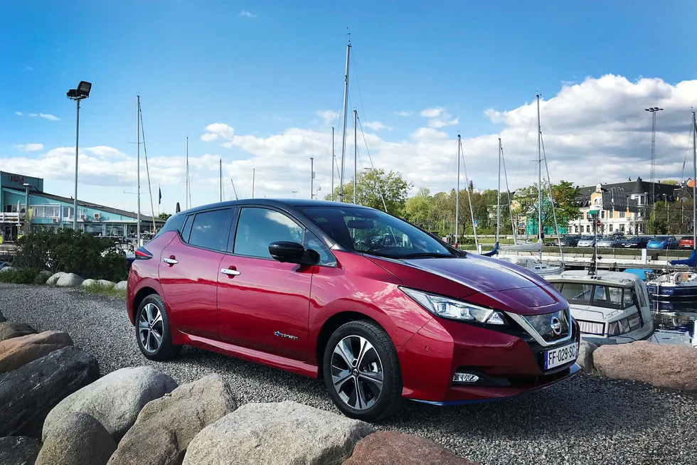 Nissan Leaf E+ er selvsagt helt lik sin mindre kraftfulle, men eldre bror.
