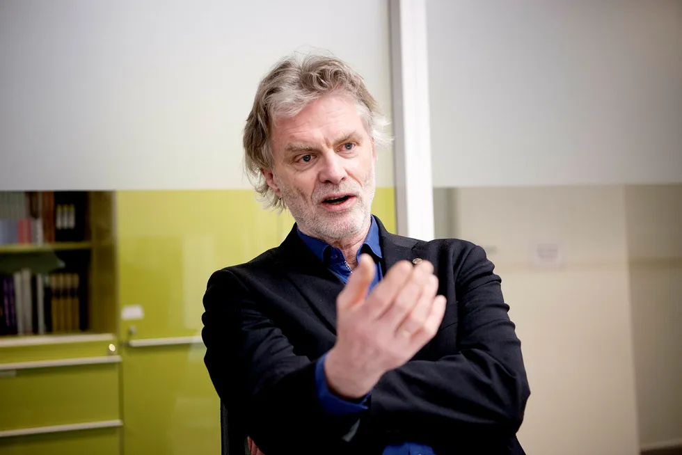 Vi kjenner oss overhodet ikke igjen i Konkurransetilsynets vurdering, sier Tom Harald Jenssen, administrerende direktør i Cappelen Damm.
