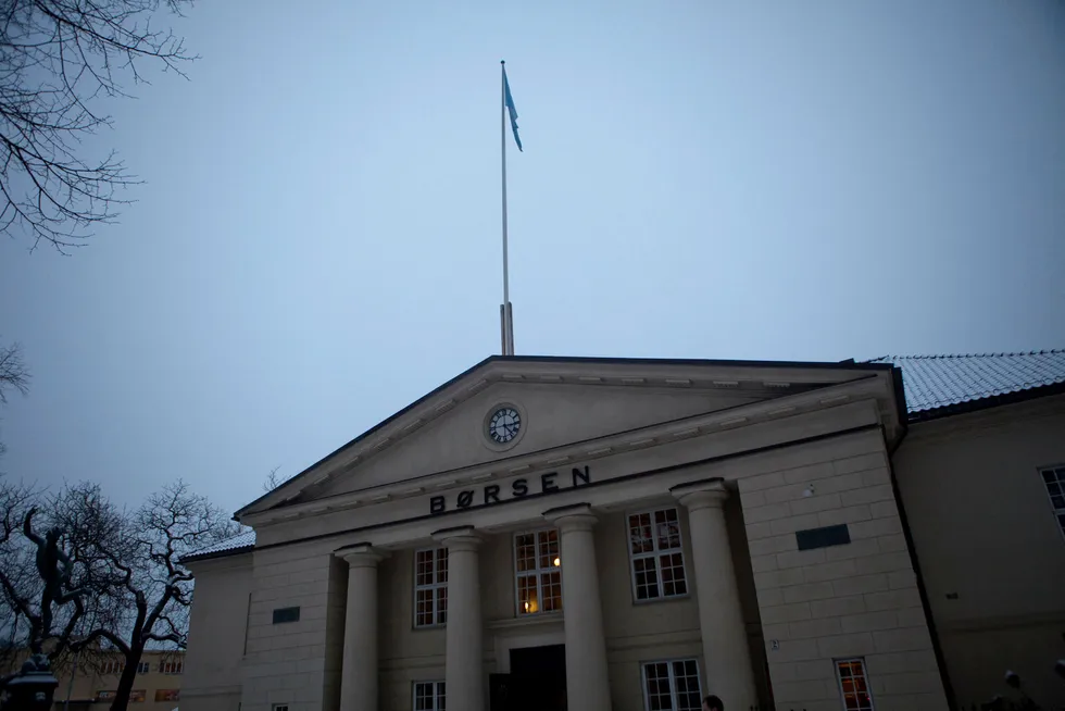 Utenfor Oslo Børs.