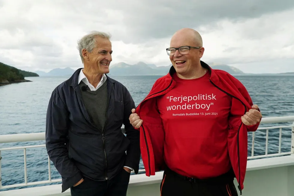 Innleggsforfatter Per Vidar Kjølmoen, Arbeiderpartiet, sammen med statsminister Jonas Gahr Støre.