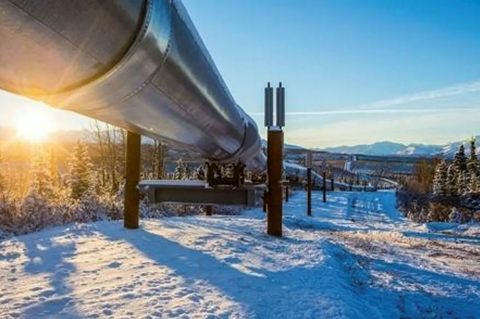 Trans Alaska pipeline BP . .