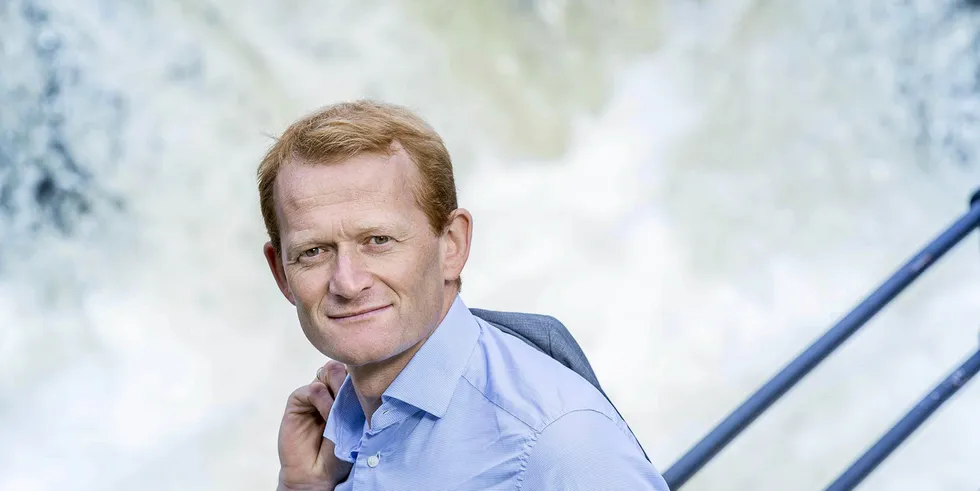Håkon Borgen, konserndirektør Teknologi og utvikling i Statnett, er igjen valgt til leder av forsknings- og innovasjonskomiteen i Entso-e. I tillegg skal markedskomiteen ledes av Statnetts Kjell Arne Barmsnes.