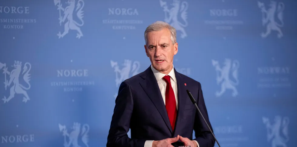 Statsminister Jonas Gahr Støre opplyser lørdag at strømstøtten nå økes fra januar.
