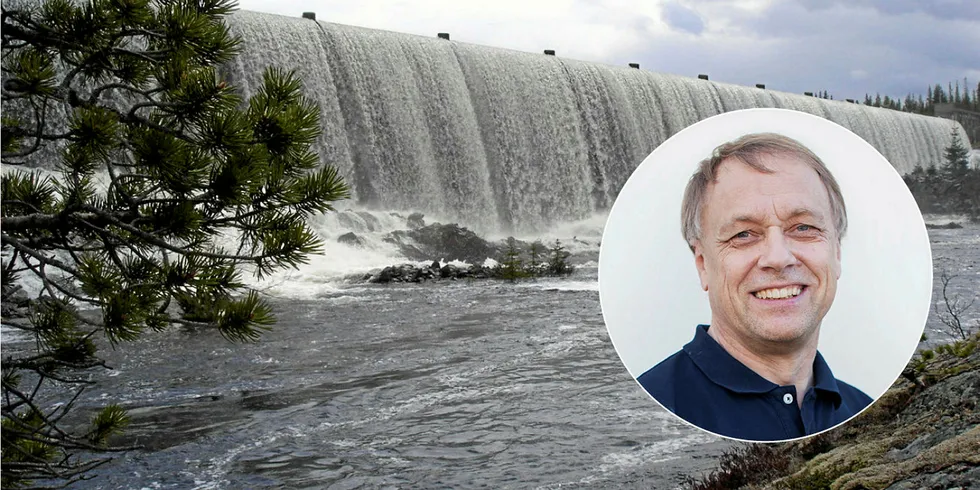 – Nå er det så lave priser at det knapt dekker marginalkostnaden. Vi skal jo også betale litt skatter og avgifter så er det ikke noe igjen til å kompensere for slitasje, sier adm. dir. Jørgen Gunnestad i Salten Kraftsamband (SKS) Handel.