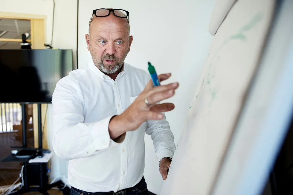 – Mange mener jeg er gammeldags. Men jeg har tro på bygdene, sier gründer Bjørn Rygg. I fjor omsatte konsernet hans for over tre milliarder kroner. Foto: Carina Johansen